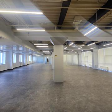 Зоологічна вул., 5