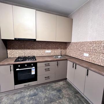 Соборна вул., 126/10