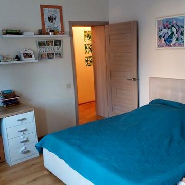 Павла Чубинського вул., 5-А