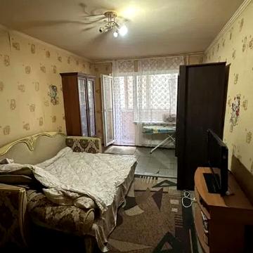 Євгена Чикаленка вул., 60/1