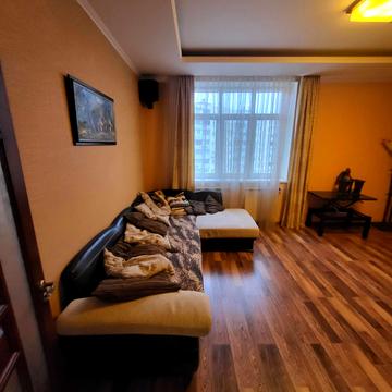 Володимира Івасюка просп. (Героїв Сталінграду), 26-А