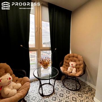 Героїв Миколаєва вул., (Будинок 5)