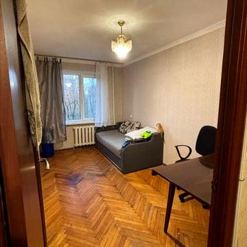 Академіка Булаховського вул., 34-А