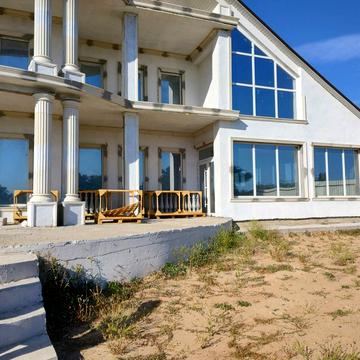 Фиалковый переулок, 1