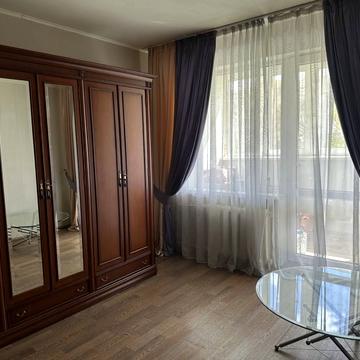 Оболонський просп., 10-А