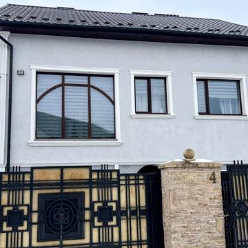Сидора Твердохліба вул.