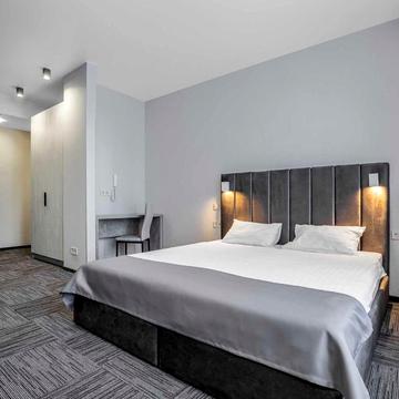 Василя Тютюнника вул. (Анрі Барбюса), 28-А