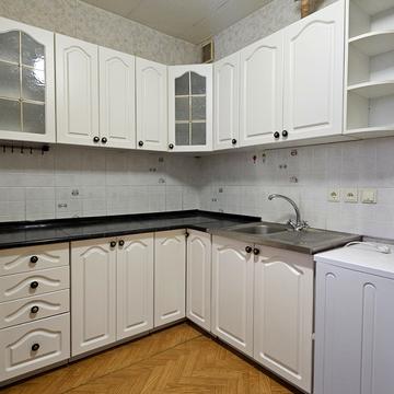 Михайла Гришка вул., 10