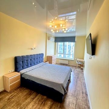 Тадея Рильського бульв., 1