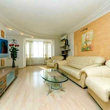 Князів Острозьких вул. (Московська), 17/2