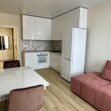 Дніпровська набережна вул., 18-Б