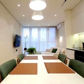 Микільсько-Слобідська вул., 10