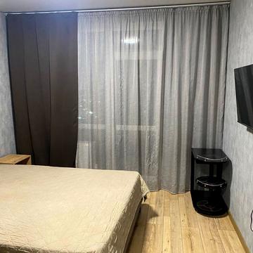 Полковника Гуляєва просп. (Маршала Жукова), 111