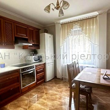 Мілютенка вул., 17-В