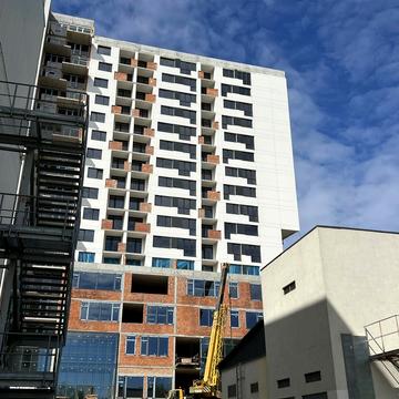 Гетьмана Івана Мазепи вул. (Топольна), (Будинок)