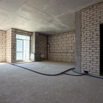 Динамівська вул., (Будинок 1)