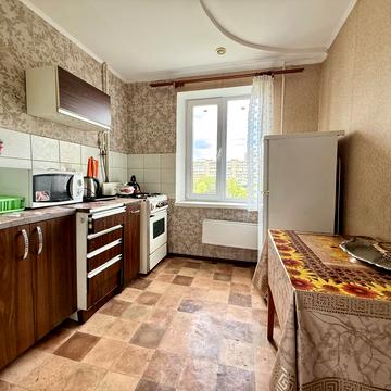 Сержа Лифаря вул. (Олександра Сабурова), 17-А