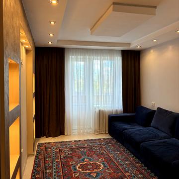 Святого Зигмунта Фелінського вул., 3