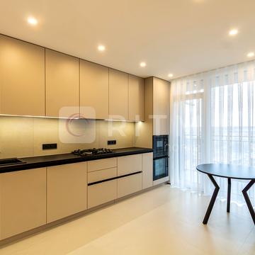 Юліана Пелеша вул., (Будинок 8)