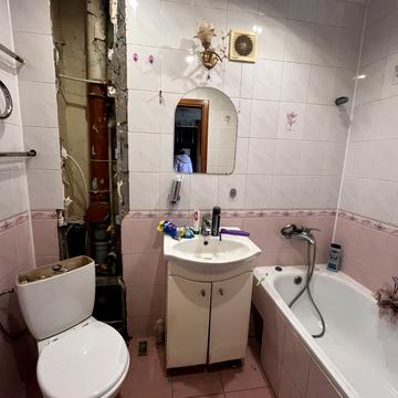 Зарічанська вул., 16