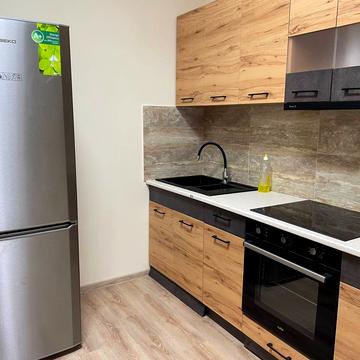 Джона Ленона вул., 3