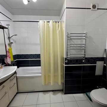 Геннадія Біліченка вул. (Петровського), 33