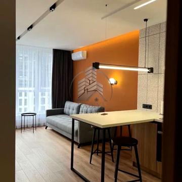 Павла Думанського вул., 27