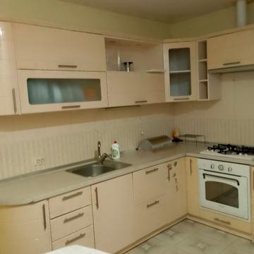 Академіка Сахарова вул., 36