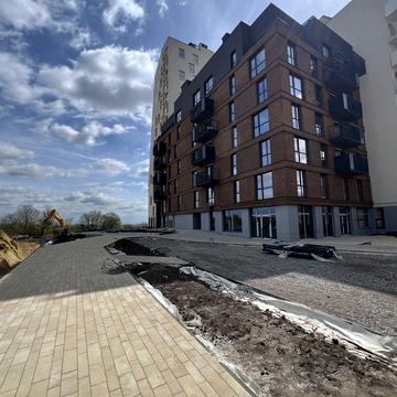 Василя Щурата вул., (Будинок 2)