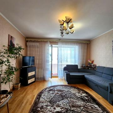 Центральна вул., 1