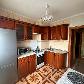 Воїнів-Афганців вул., 4