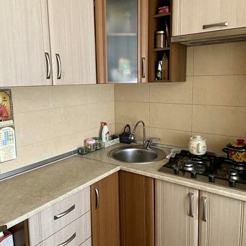 Металургів просп., 22