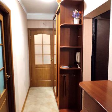 Академіка Булаховського вул., 36