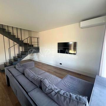 Любомирська вул., 5