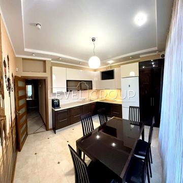 Андрія Верхогляда вул. (Михайла Драгомирова), 14