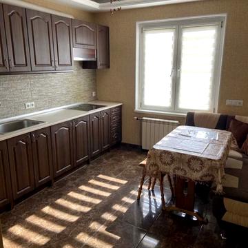 Урлівська вул., 17