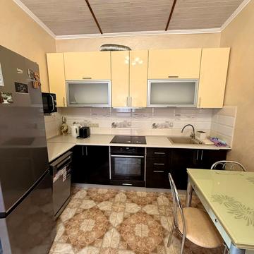 Варшавська вул., 115