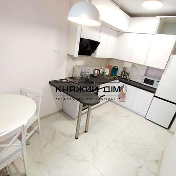 Сімї Стешенків вул. (Тимофія Строкача), 9