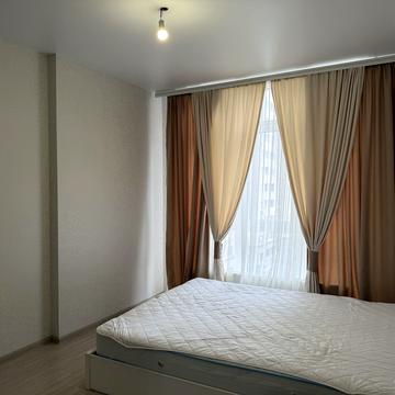 Михайла Грушевського вул., 30г