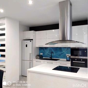 Лазурна вул., 5 к10