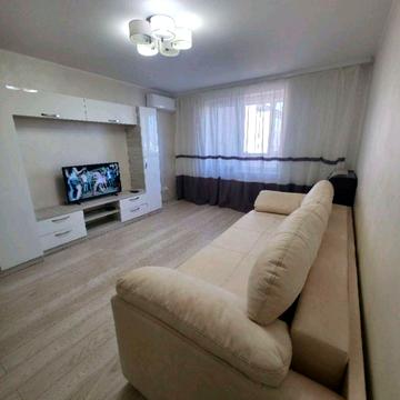 Чернігівська вул., 21