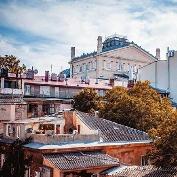 Садова вул., 7