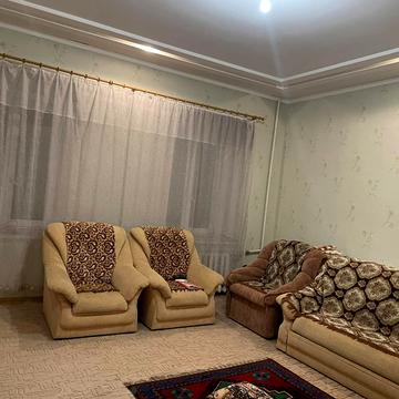 Садиковська вул., 37