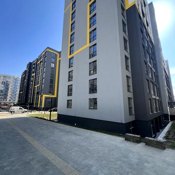 Залізнична вул., (Будинок 11)