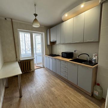 Сімї Глодан вул., 37а