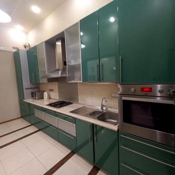 Дерибасівська вул., 16