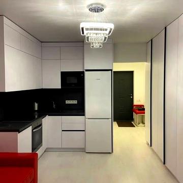 Кадетський Гай вул., 10