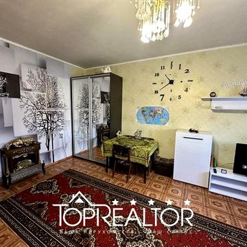 Академіка Павлова вул., 142б