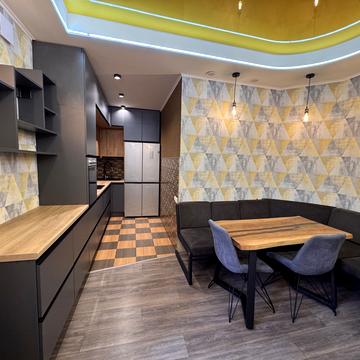 Рильського вул., 7-Ж