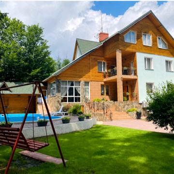 Тараса Шевченка вул., 3